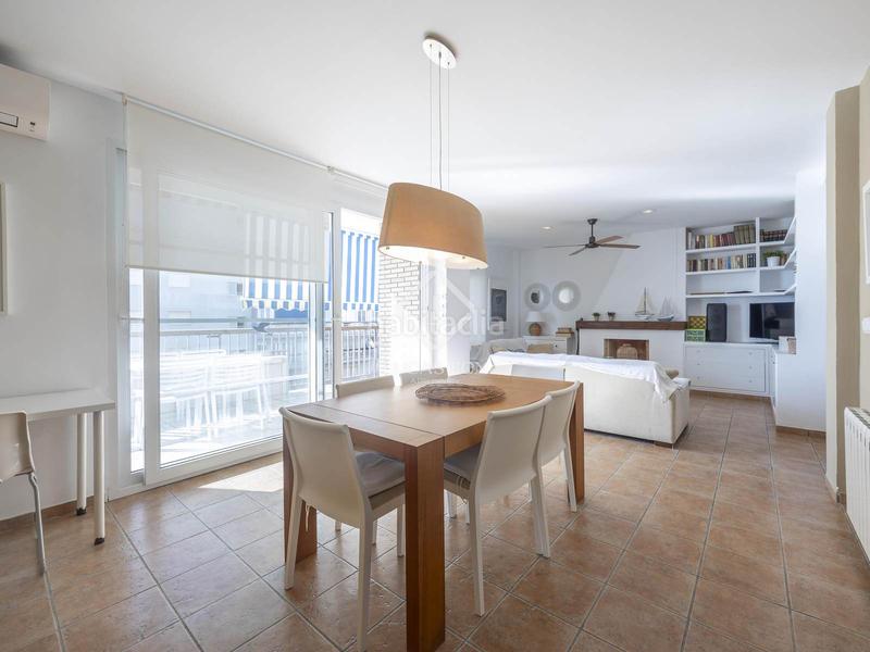 Foto bc9c0cab-12d8-47de-bd78-0ba71a2c69a8. Etagenwohnung mit heizung parking pool in Mareny Blau Sueca