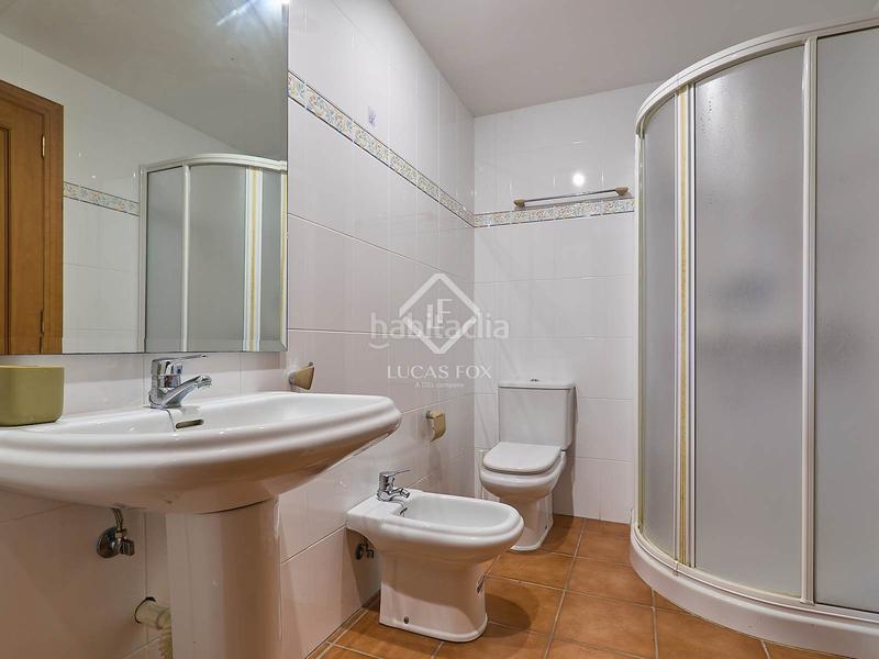 Foto 35acf1f7-a90a-4c54-8960-2079e8da346f. Miete chalet mit parking pool in Godella