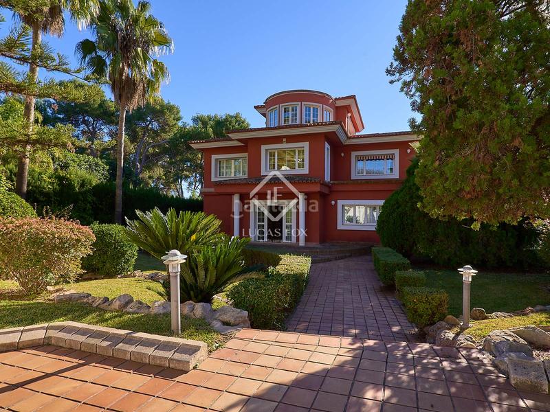 Foto 6fd5031a-b155-41b7-b16d-11705eeb9e6a. Miete chalet mit parking pool in Godella