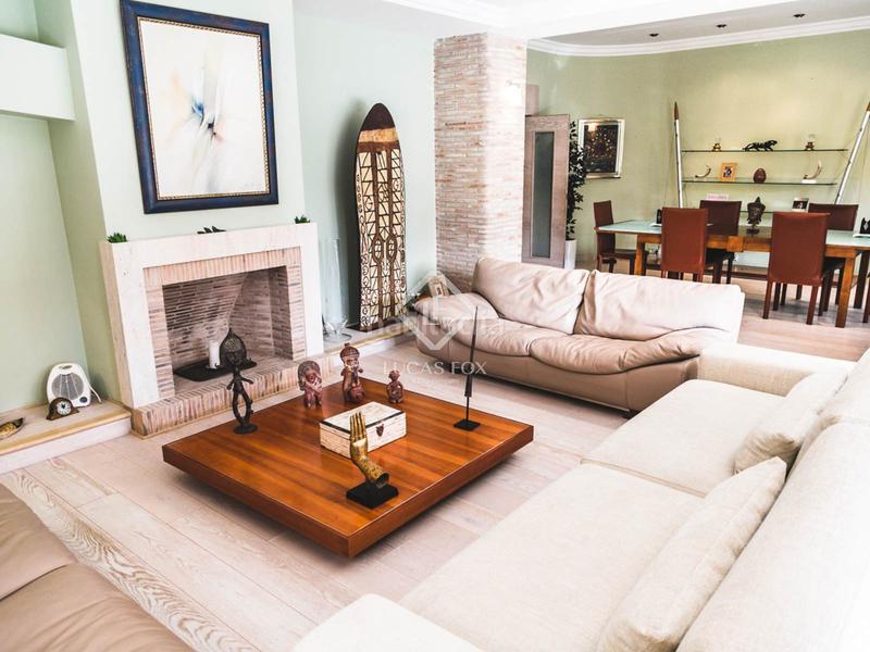 Foto 522d5494-cfe0-4a74-a8e3-798275043fc1. Rent chalet with parking pool in Godella