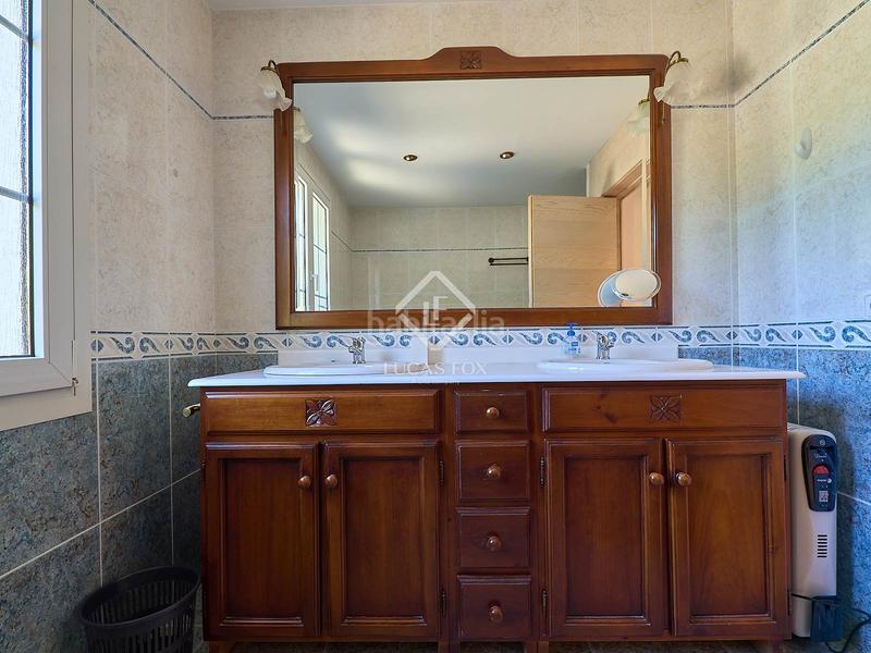 Foto ff7a0aee-806d-493a-a3c8-11383cb75c4f. Rent chalet with parking pool in Godella