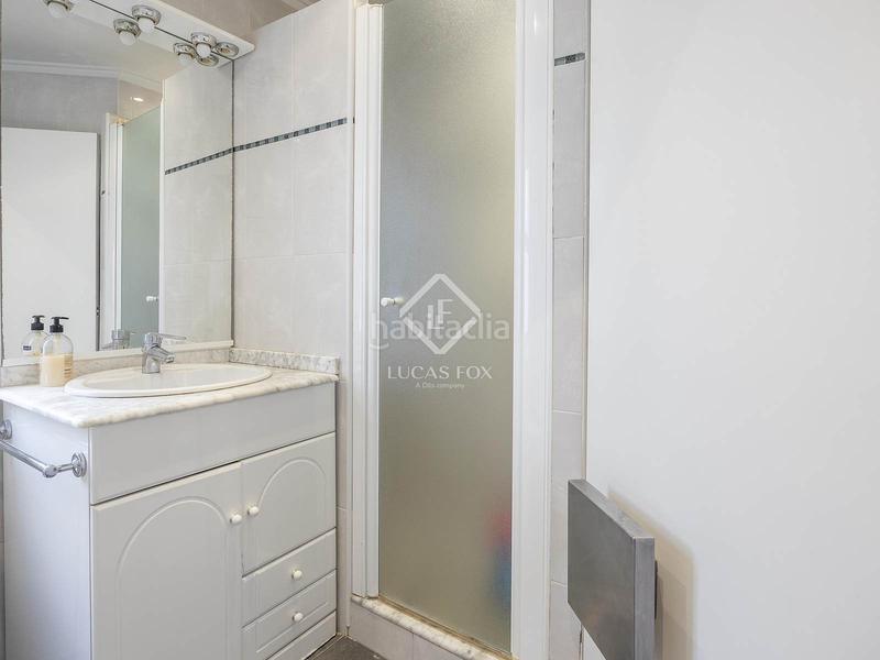 Foto 9bd1b898-2e6e-4925-bb65-e9f3b8b88053. Affitto appartamento con parcheggio in Russafa Valencia