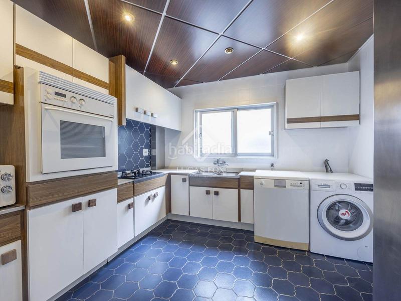 Foto dc005279-c0c0-4e47-b281-57fac37078e3. Affitto appartamento con parcheggio in Russafa Valencia