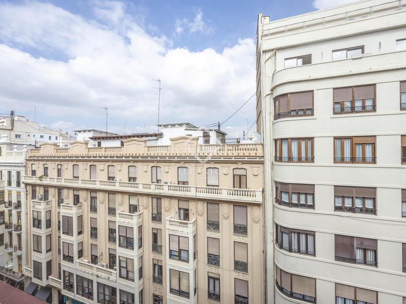 Foto 0c684455-dcf4-4ac8-97f3-75227da77da5. Miete etagenwohnung mit parking in Russafa Valencia