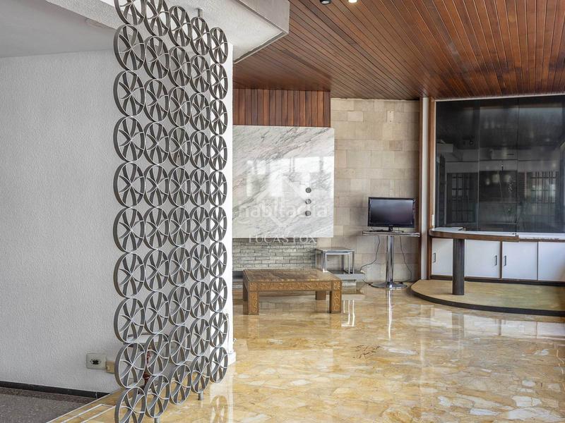 Foto 880a93dc-1ba0-4c6c-a138-44f25bfef775. Miete etagenwohnung mit parking in Russafa Valencia