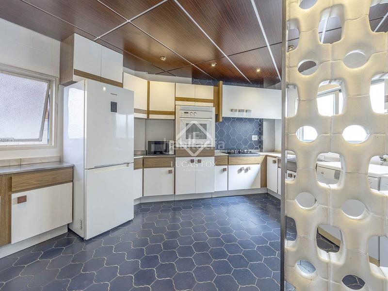 Foto 11f02dc0-80d7-4ec8-a2c2-f346a365a3ba. Rent flat with parking in Russafa Valencia