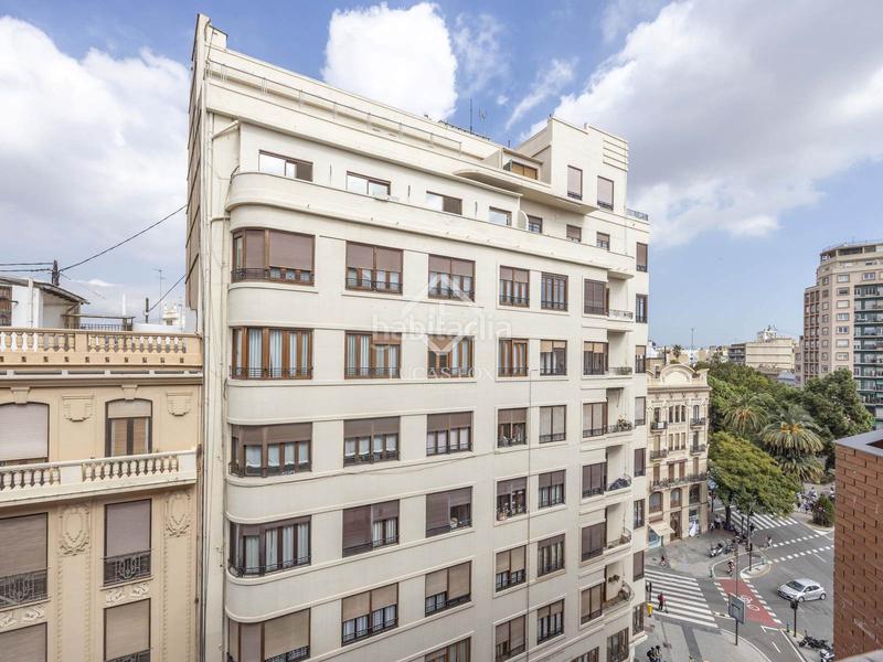 Foto 12de6d71-2dcc-4e16-b57b-ea0f349fac32. Rent flat with parking in Russafa Valencia