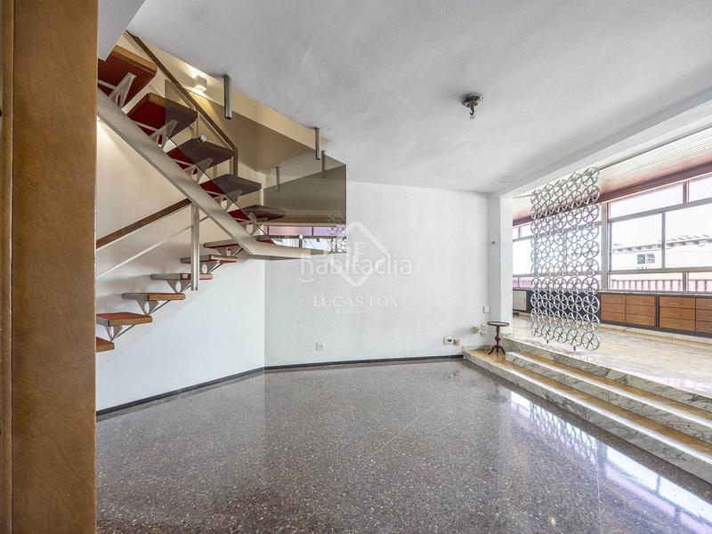 Foto 8eecc427-6586-4565-b5b5-48a00e5a174b. Rent flat with parking in Russafa Valencia