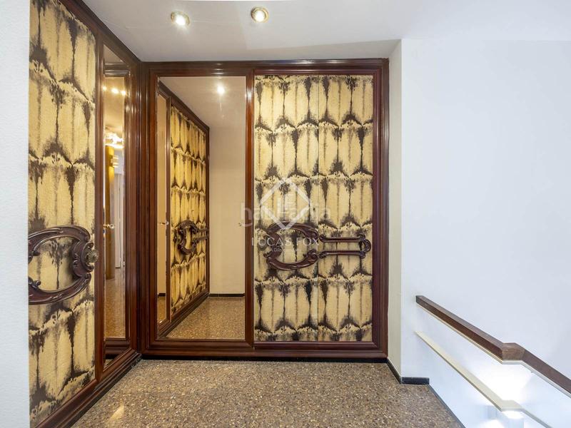 Foto 942e28d2-37e1-490a-bc0e-4d200ff4b9f8. Rent flat with parking in Russafa Valencia