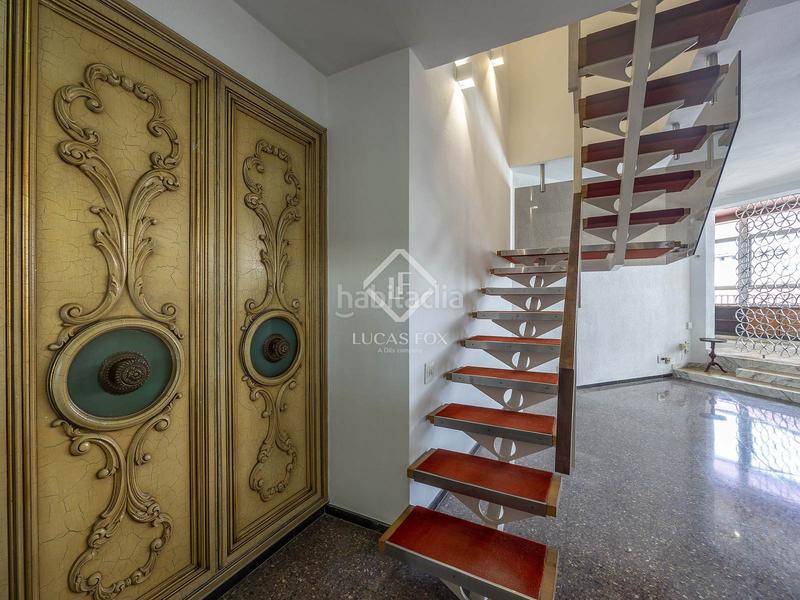 Foto ba43e168-e187-4a44-9d99-21b78c148c37. Rent flat with parking in Russafa Valencia