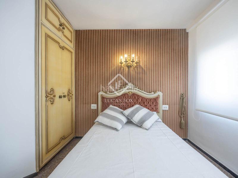 Foto ce759f06-4496-43ae-b245-b72facaa7298. Rent flat with parking in Russafa Valencia