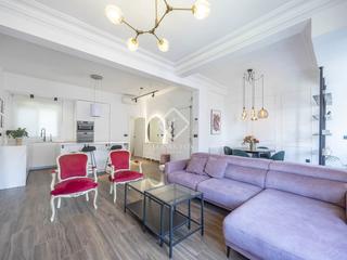 Appartement à Arrancapins. Estupenda vivienda con reforma de diseño, techos altos y mucha l