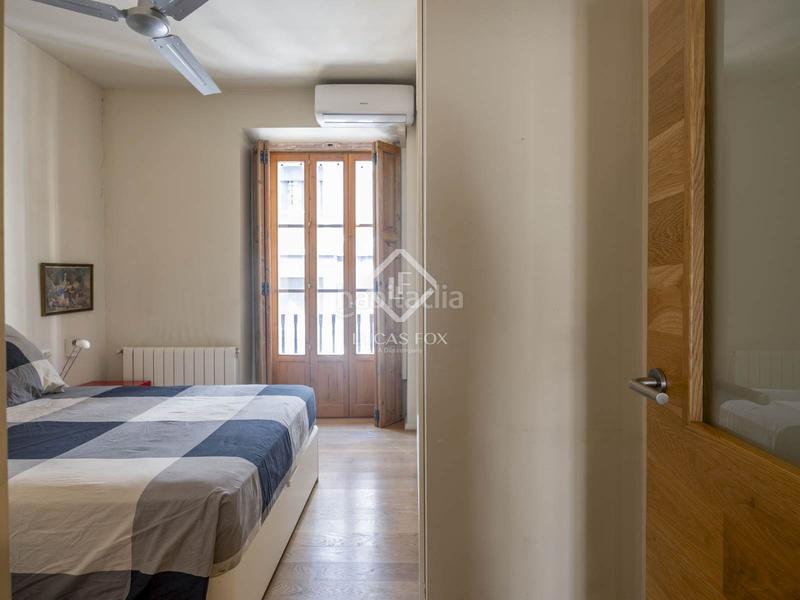 Foto 4b5a1bce-39e5-46ec-ba11-e0c1d57900da. Piso encantador piso reformado con una amplia terraza soleada en venta en un edificio modernista en Valencia