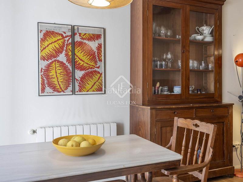 Foto 4db85103-793a-4fcc-bd37-9296b413e447. Piso encantador piso reformado con una amplia terraza soleada en venta en un edificio modernista en Valencia