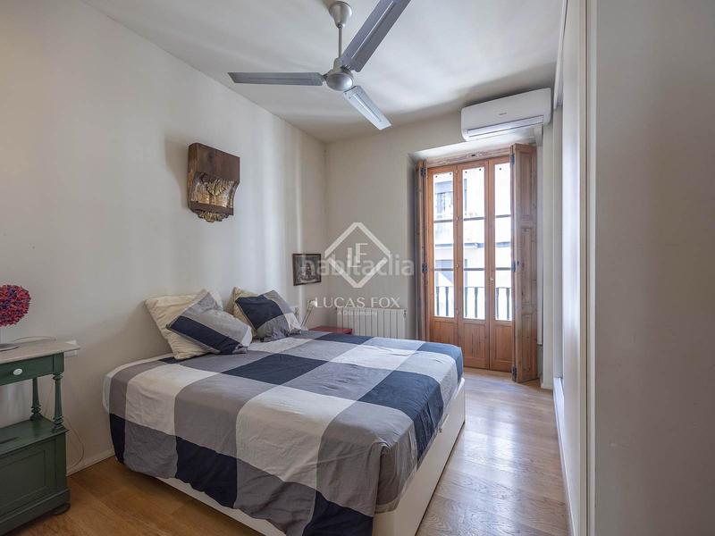 Foto e90630fd-efec-4e66-93bf-bf6d7330cd36. Piso encantador piso reformado con una amplia terraza soleada en venta en un edificio modernista en Valencia