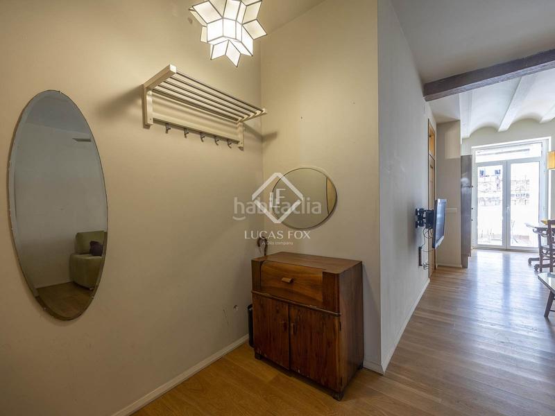 Foto fcb561b4-2d9a-4742-8ad0-d95a10f17dce. Piso encantador piso reformado con una amplia terraza soleada en venta en un edificio modernista en Valencia