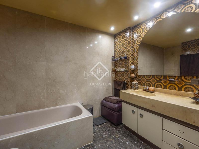 Foto 335f7d21-2ba7-4a37-8548-31d11b17d253. Flat with heating in Jaume Roig Valencia