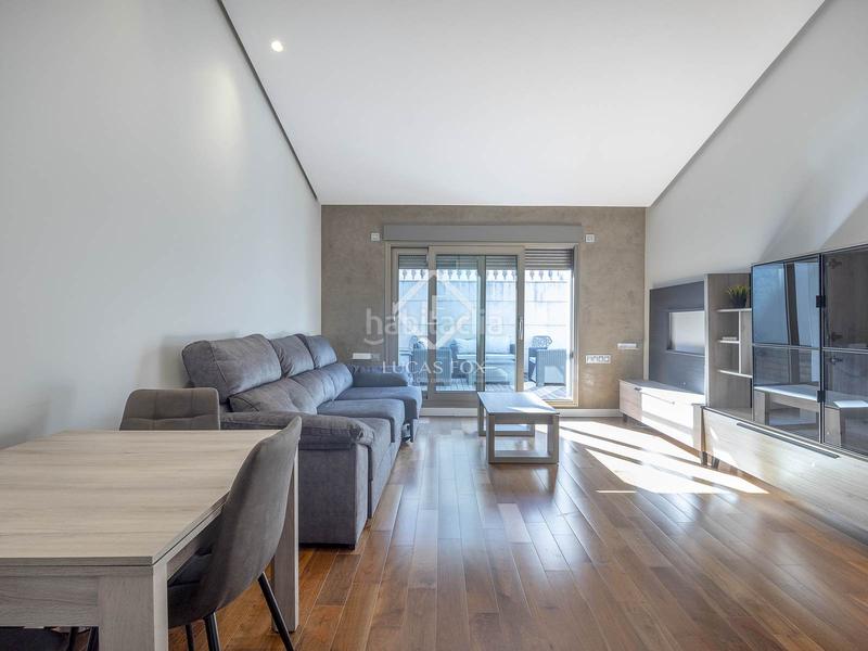 Foto 04dc4915-5e33-4ac2-bb04-6235d6904121. Rent penthouse with heating parking in Sant Francesc Valencia