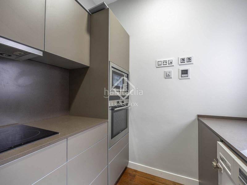 Foto 14755f59-690e-4dfd-ab82-e6af401ba98f. Rent penthouse with heating parking in Sant Francesc Valencia