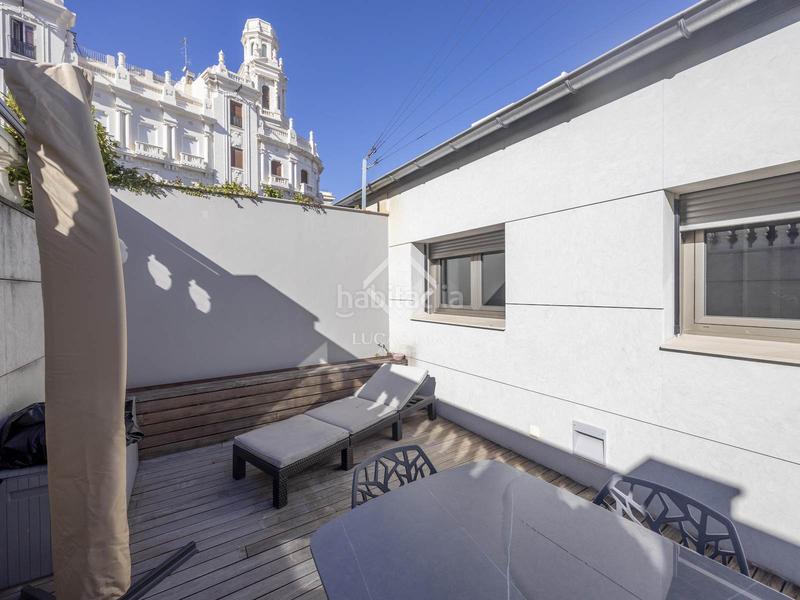 Foto b0f9ee1b-7ad5-4eca-9cff-af579653f1b2. Rent penthouse with heating parking in Sant Francesc Valencia