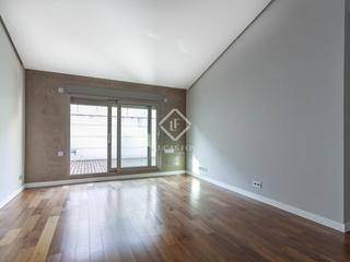 Lloguer Àtic a Sant Francesc. Ático en excelentes condiciones de 2 dormitorios con 38m terraza