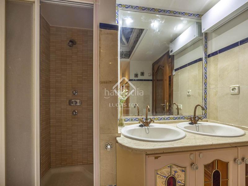 Foto a4a0ce12-7a17-43b7-b7fc-91d7226a2762. Affitto appartamento con riscaldamento in El Mercat Valencia