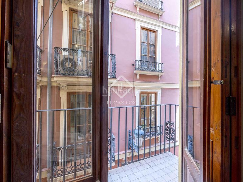 Foto a69b396c-7821-4c86-b896-62ca954f39ce. Alquiler piso alquiler de lujo en un palacete en el centro en Valencia