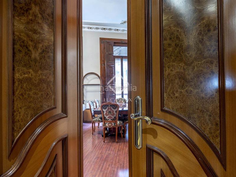 Foto c8369311-91a1-4aa4-acc8-f00fb4e07dd6. Alquiler piso alquiler de lujo en un palacete en el centro en Valencia