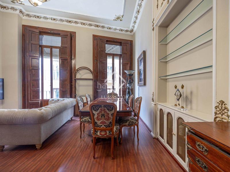 Foto 884856f9-4192-48c2-9fba-8488aa41399e. Rent flat with heating in El Mercat Valencia