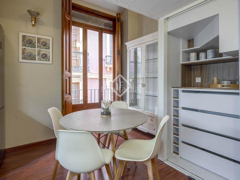 Foto b11d53d2-0a89-40cc-a501-dac92df04c24. Rent flat with heating in El Mercat Valencia