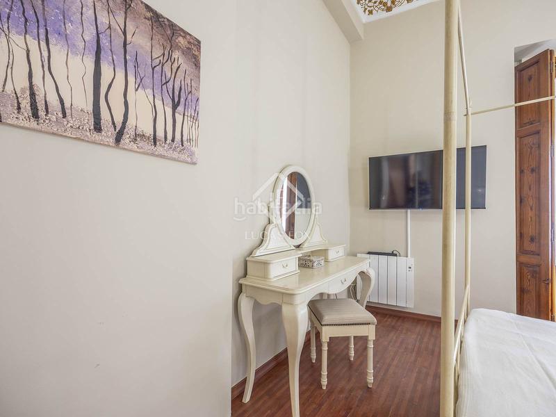 Foto b89005af-7918-4334-9b19-9b8ce24886ae. Rent flat with heating in El Mercat Valencia