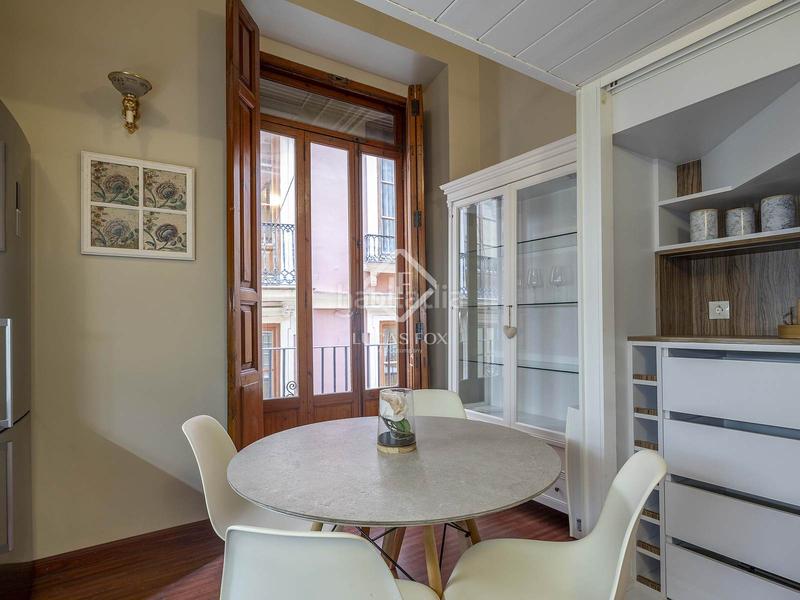 Foto d6a984ad-513e-4dcb-9cd1-bcffb070dd28. Rent flat with heating in El Mercat Valencia