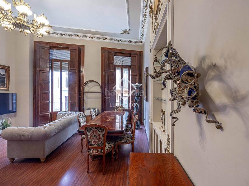 Foto ffea3e70-579c-4a4d-9e8a-3941be0c080d. Rent flat with heating in El Mercat Valencia