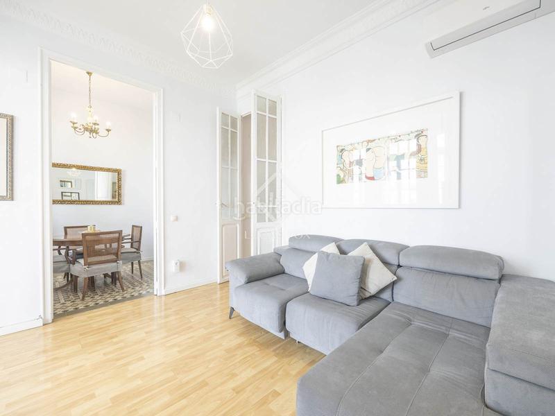 Foto 140e60f1-a730-47d7-b952-1a523c0fb545. Rent flat in Gran Via Valencia