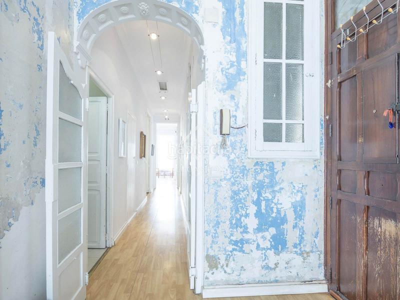 Foto f6622874-b01d-4d2a-b374-4091b87be672. Rent flat in Gran Via Valencia