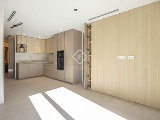 Appartement à Gran Via. Exclusiva vivienda de lujo totalmente reformada en calle conde a