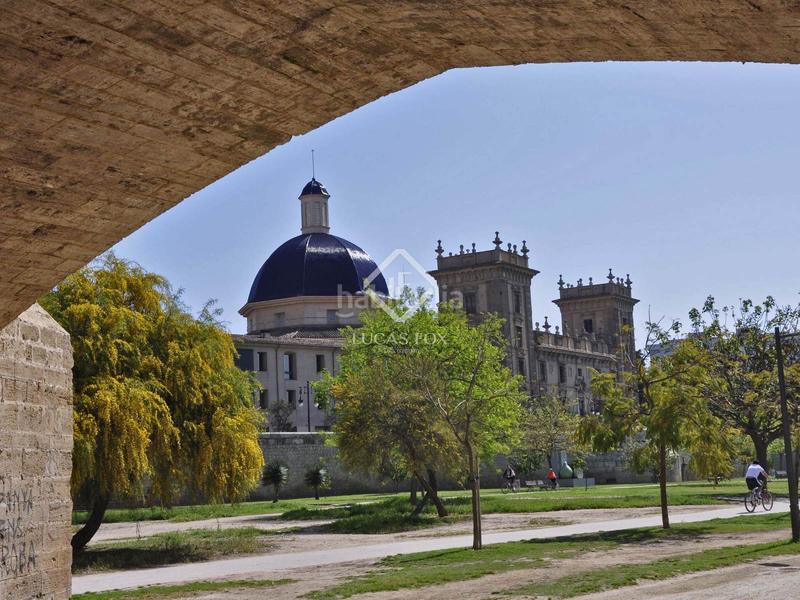 Foto 6b999726-184d-49e8-9e11-09212eed1e07. Etagenwohnung in Gran Via Valencia