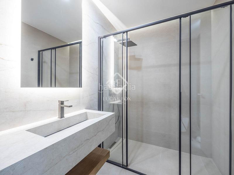 Foto b4b9c7ea-2606-4743-8dd6-8cc06e2c9e3c. Etagenwohnung in Gran Via Valencia