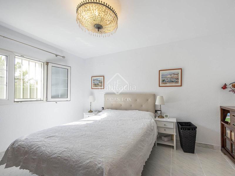 Foto 0c105752-bdbd-4ce3-b70a-4c14157ec516. Xalet amb calefacció aparcament piscina a El Carme-Sant Agustí-Bonavista Eliana (l´)