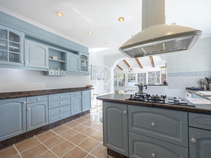 Foto 18cf7738-111b-4165-bb53-960771128057. Xalet amb calefacció aparcament piscina a El Carme-Sant Agustí-Bonavista Eliana (l´)