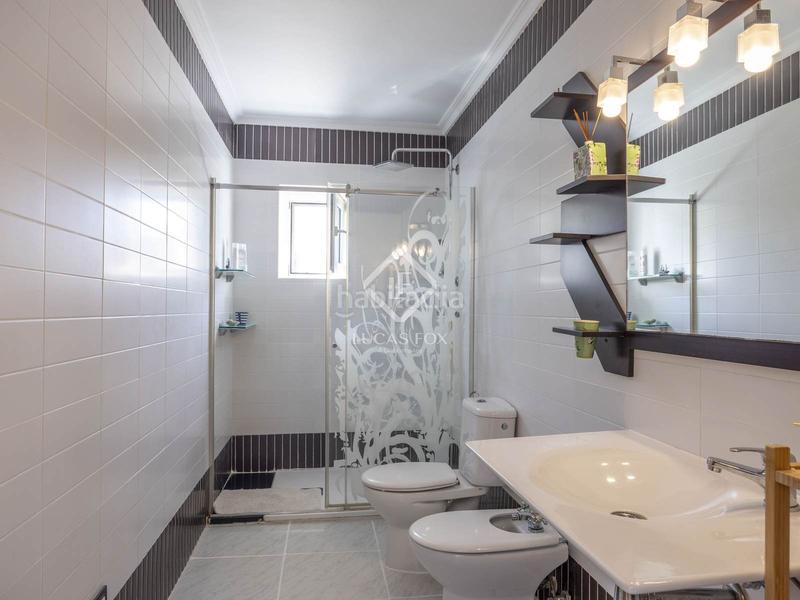 Foto 493b9ccc-51a1-4881-9d92-138d2c7d2256. Xalet amb calefacció aparcament piscina a El Carme-Sant Agustí-Bonavista Eliana (l´)