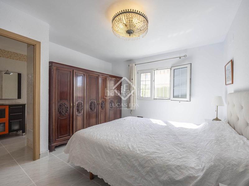 Foto 78b27e3e-4a66-4585-8e59-2b19a652ca4b. Xalet amb calefacció aparcament piscina a El Carme-Sant Agustí-Bonavista Eliana (l´)