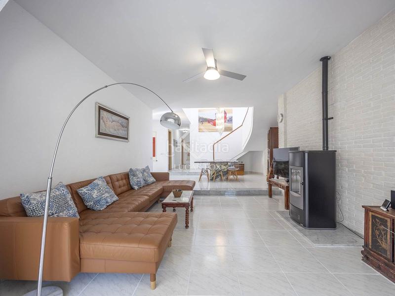 Foto a7a750bc-d60d-439e-86c4-e01a61f8416f. Xalet amb calefacció aparcament piscina a El Carme-Sant Agustí-Bonavista Eliana (l´)