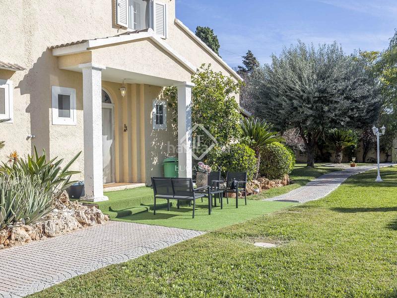 Foto b99438cc-59e3-408d-9f26-e3aa30560230. Xalet amb calefacció aparcament piscina a El Carme-Sant Agustí-Bonavista Eliana (l´)