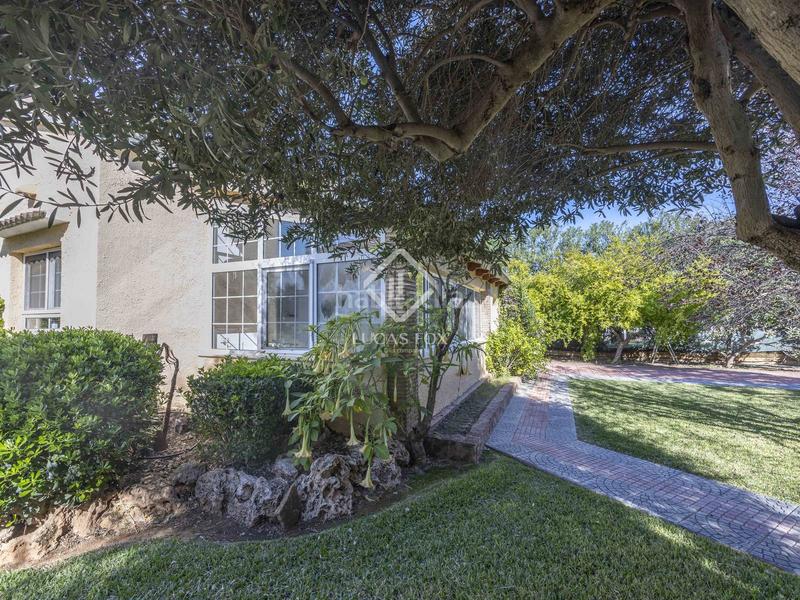 Foto d627dfbb-c961-4433-8d2b-446316751e97. Xalet amb calefacció aparcament piscina a El Carme-Sant Agustí-Bonavista Eliana (l´)