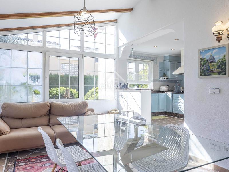 Foto ee6518ab-38e5-4399-bc49-1733ab6f33e0. Xalet amb calefacció aparcament piscina a El Carme-Sant Agustí-Bonavista Eliana (l´)