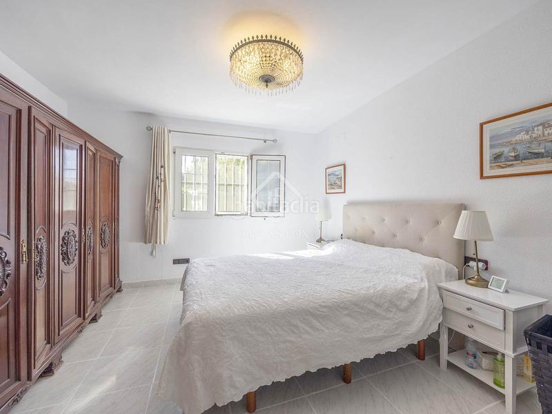 Foto fccfb539-7593-491d-b511-eae36181023e. Xalet amb calefacció aparcament piscina a El Carme-Sant Agustí-Bonavista Eliana (l´)