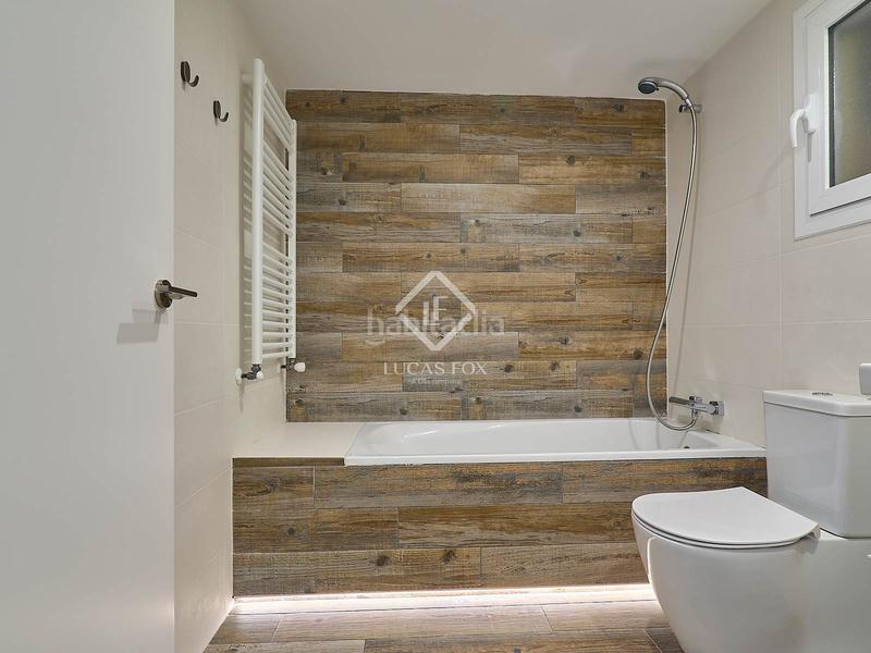 Foto 061df9d5-fafb-468d-a1e3-e8497965fbae. Alquiler piso  de 3 dormitorios con 2 terrazas, en alquiler en gran vía, en Valencia