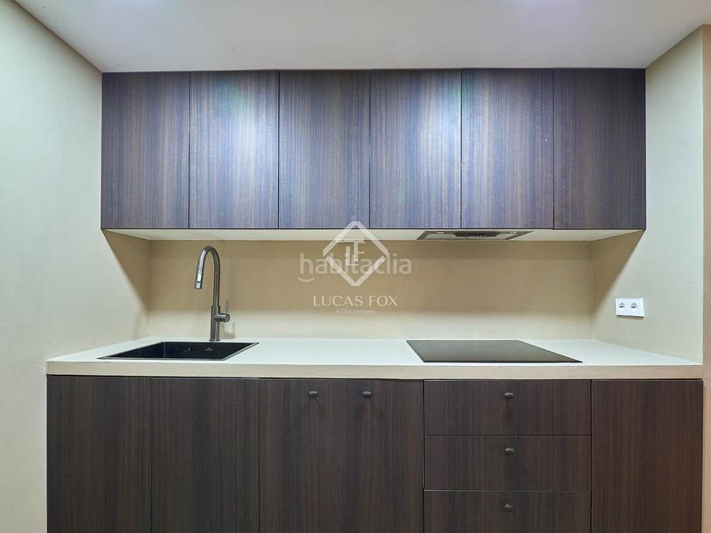 Foto 9d0d1dd2-0c86-4809-b11d-62c969645a1b. Alquiler piso  de 3 dormitorios con 2 terrazas, en alquiler en gran vía, en Valencia