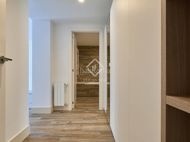 Foto ad27126c-351f-40e6-8858-2ecec6b75fab. Alquiler piso  de 3 dormitorios con 2 terrazas, en alquiler en gran vía, en Valencia